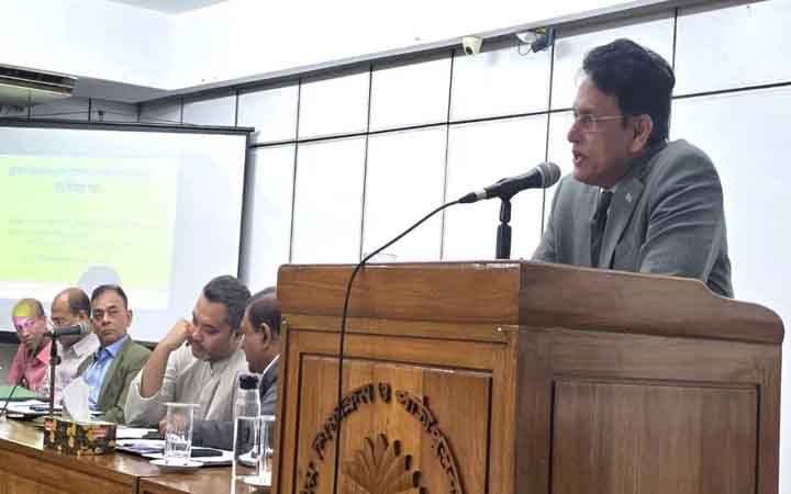 মুদ্রণ সমিতি ভেঙে দিতে পারি, তবে অবৈধ হস্তক্ষেপ করব না: শিক্ষামন্ত্রী