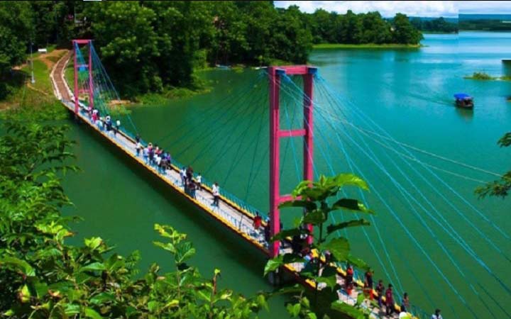 আজ বিশ্ব পর্যটন দিবস
