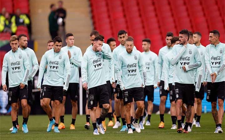 বিশ্বকাপের জন্য আর্জেন্টিনার ৩১ সদস্যের প্রাথমিক দল ঘোষণা