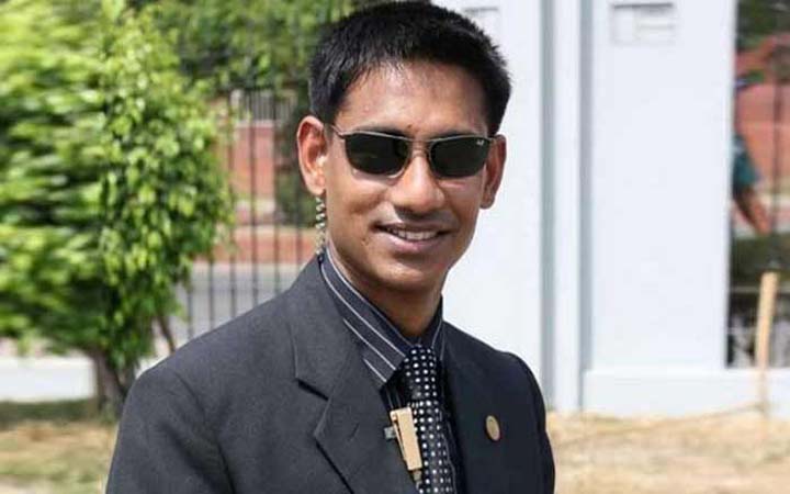 অ্যাটর্নি জেনারেলের সঙ্গে মেজর সিনহার পরিবারের সাক্ষাৎ