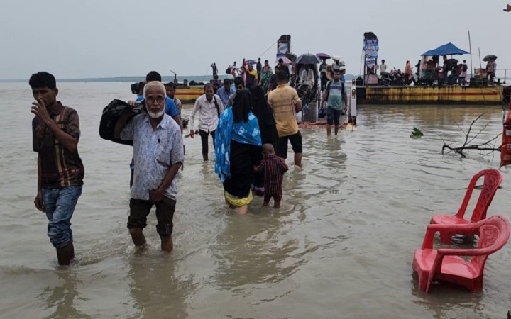 দক্ষিণাঞ্চলে ৭ নদীর পানি বিপৎসীমার ওপরে