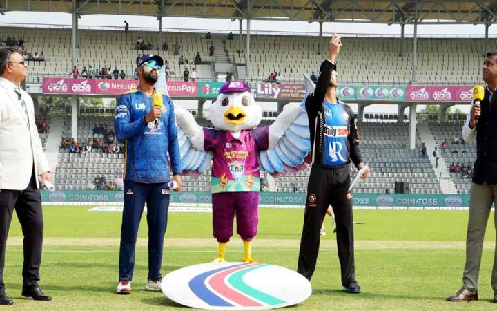 সাব্বিরকে নিয়ে ব্যাটিংয়ে শাকিব খানের ঢাকা