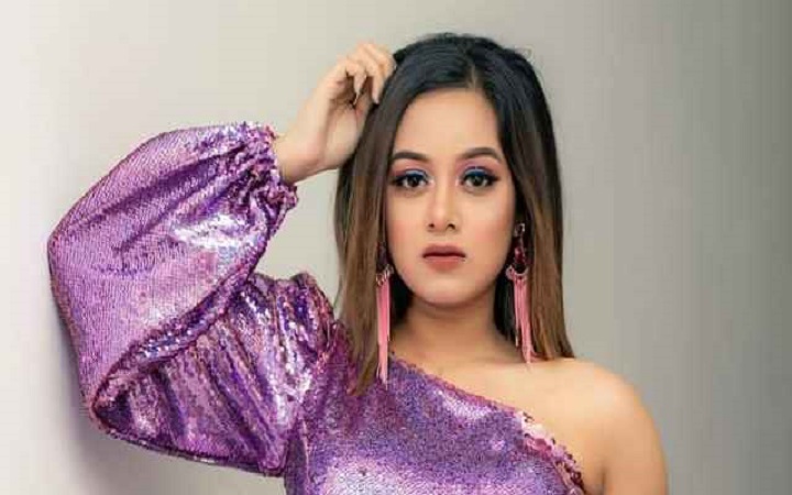 সমালোচনায় কান দিই না: দিঘী