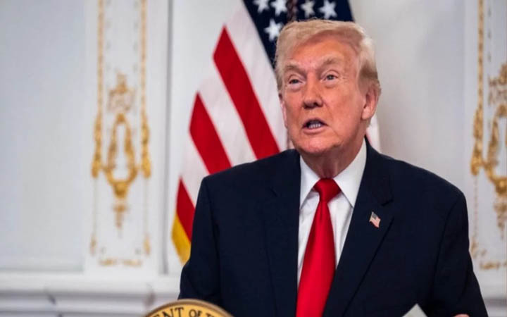 তৃতীয় বিশ্বের দেশ থেকে অভিবাসন স্থায়ীভাবে স্থগিত করবেন ডোনাল্ড ট্রাম্প