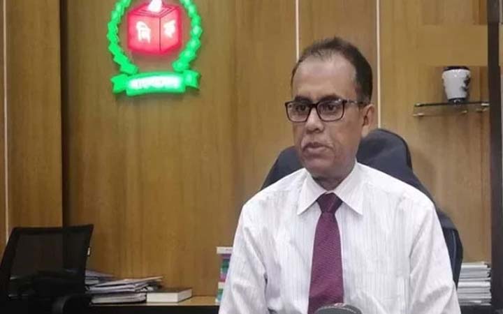 আগামী নির্বাচনে সব দল অংশ নেবে : নির্বাচন কমিশনার আলমগীর