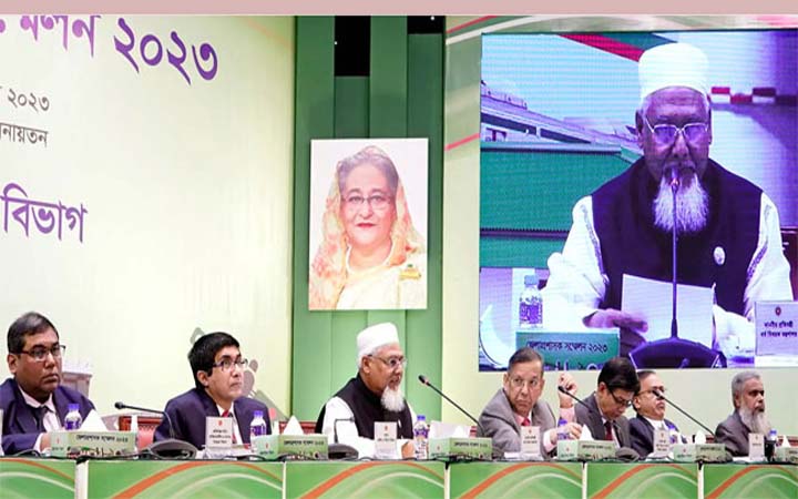 হজযাত্রীদের ডলার সঙ্কট এড়াতে আগাম প্রস্তুতি নেয়া হয়েছে : ধর্মপ্রতিমন্ত্রী