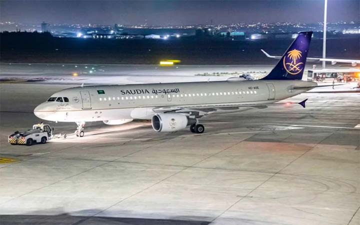 এবার সৌদি-ইরানের মধ্যে চালু হচ্ছে নিয়মিত ফ্লাইট