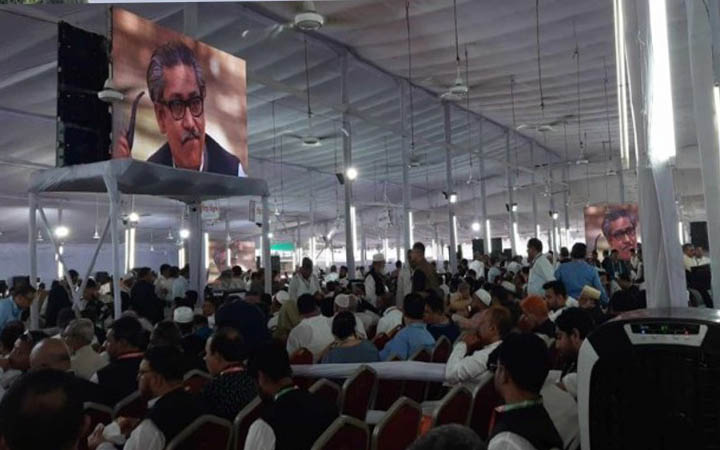 গণভবনে আ’লীগের বিশেষ বর্ধিত সভা চলছে