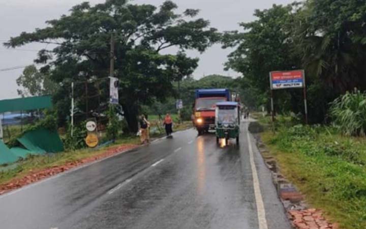 চট্টগ্রাম-কক্সবাজার মহাসড়কে যান চলাচল শুরু