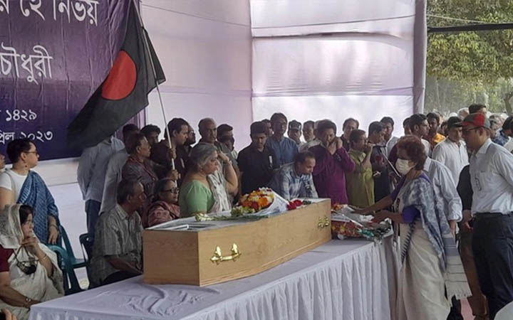 ডা. জাফরুল্লাহ চৌধুরীর মরদেহে সর্ব সাধারণের শ্রদ্ধা