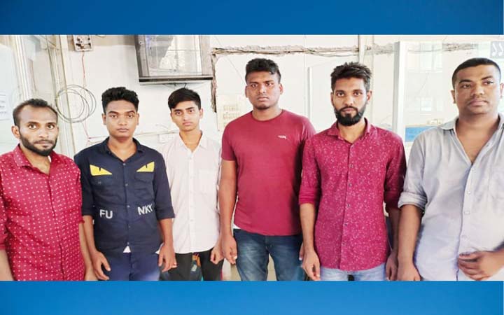 সাজাভোগ শেষে ভারত থেকে দেশে ফিরলেন ৬ যুবক
