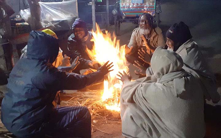 আবারও শৈত্যপ্রবাহের কবলে দিনাজপুর