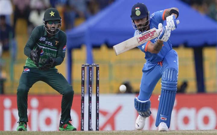 বৃষ্টির বাধায় রিজার্ভ ডে’তে ভারত-পাকিস্তান ম্যাচ