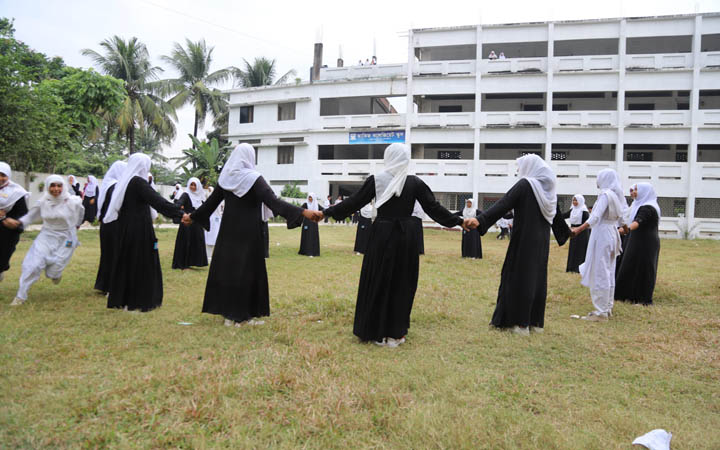 আকিজ কলেজিয়েট স্কুলে শতভাগ পাস, জিপিএ-৫ পেয়েছে ১০২ জন