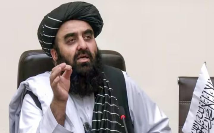 পাকিস্তানের সঙ্গে সংঘাত স্থগিতের ঘোষণা আফগান মন্ত্রীর