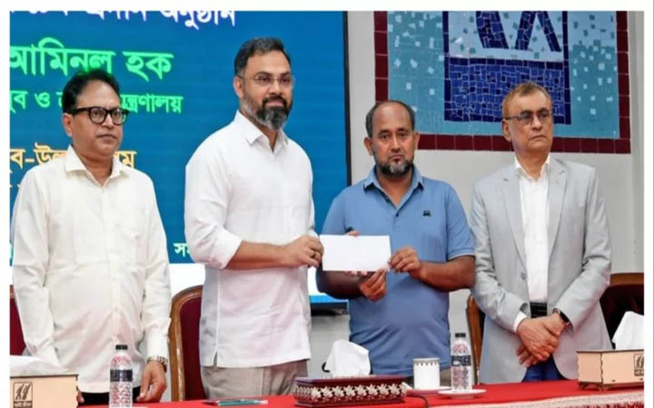 ক্যান্সার আক্রান্ত ক্রিকেটার মেহেদী হাসান হৃদয়ের পাশে ক্রীড়া মন্ত্রণালয়