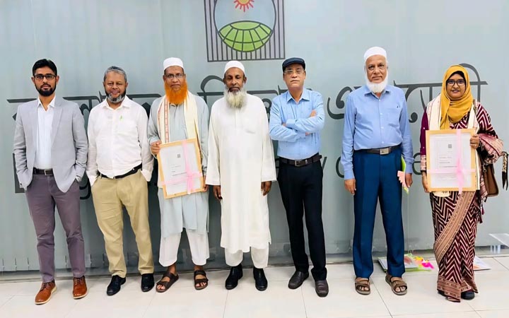 বাকৃবির ছয় অধ্যাপক বাংলাদেশ বিজ্ঞান একাডেমির ফেলো নির্বাচিত