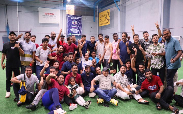 মালয়েশিয়ায় প্রীতি ফুটসালে চ্যাম্পিয়ন বাংলাদেশ কমিউনিটি প্রেস ক্লাব