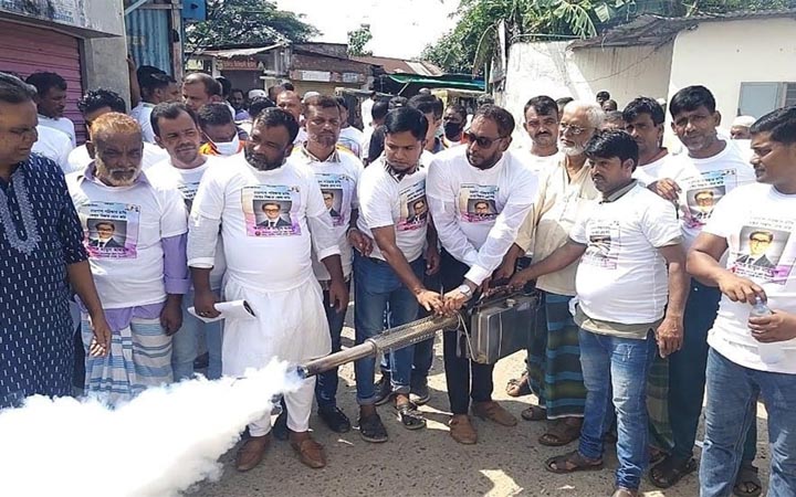 সিদ্ধিরগঞ্জে বিএনপির ডেঙ্গু সচেতনা কর্মসূচি