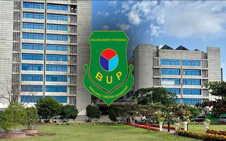বিইউপির একাডেমিক ভবনে এসির শর্ট সার্কিটে আগুন, দগ্ধ ৪