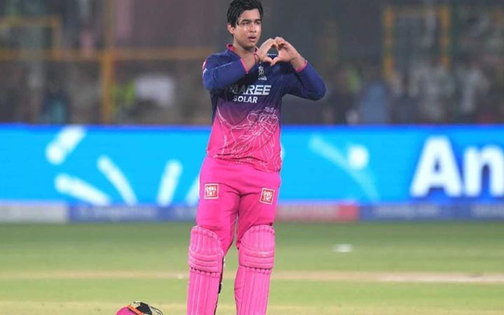 জয়পুরে বৈভব-শো, ৩৬ বলেই করলেন সেঞ্চুরি