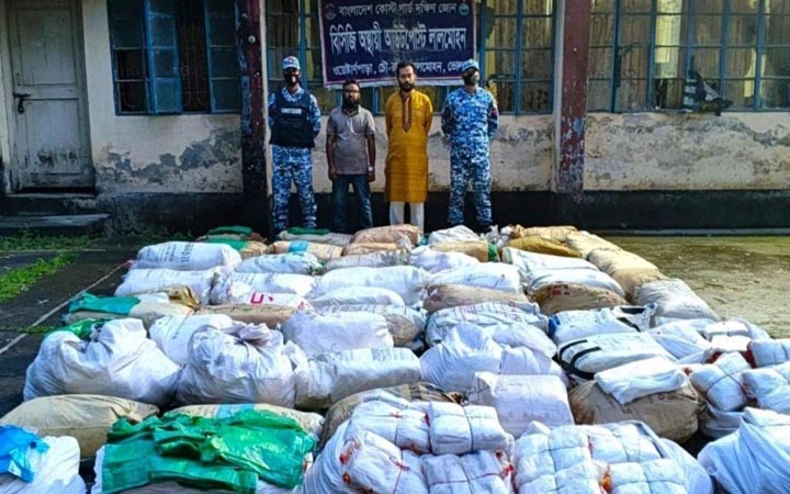 ভোলায় সাড়ে ৩ লাখ টাকা মূল্যের ১৪শ কেজি পলিথিন জব্দ