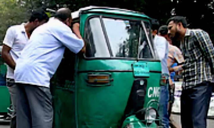 ‘ঈদ বোনাস’ নামে পকেট কাটছে সিএনজি