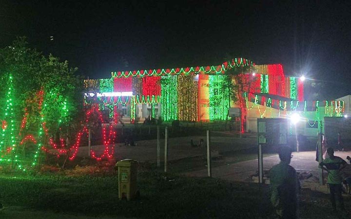 সমাবর্তন উপলক্ষে বর্ণিল সাজে চট্টগ্রাম বিশ্ববিদ্যালয়