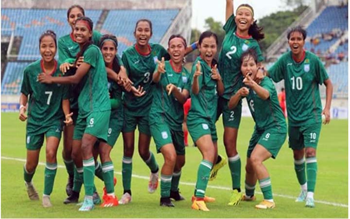 শ্রীলঙ্কার জালে ৩ গোল দিয়ে বিরতিতে বাংলাদেশ