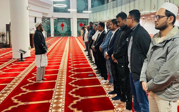 চীনে খালেদা জিয়ার গায়েবানা জানাজা অনুষ্ঠিত