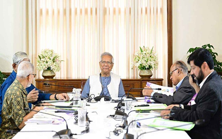 পুঁজিবাজার পরিস্থিতি উন্নয়নে প্রধান উপদেষ্টার ৫ নির্দেশনা