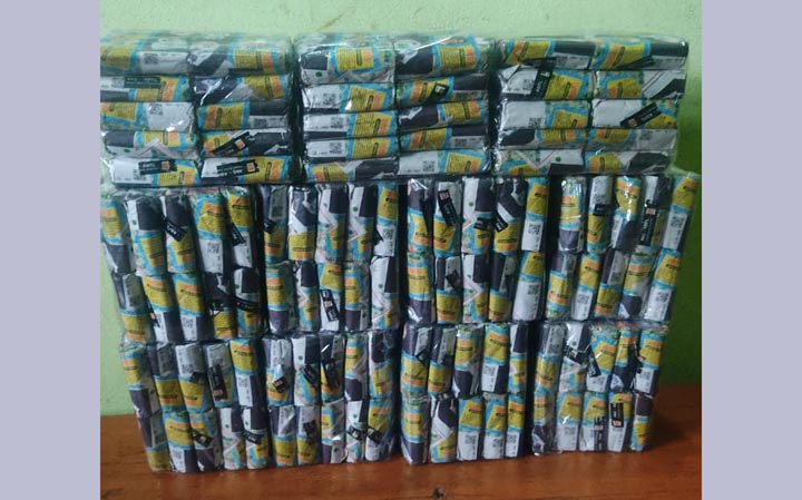 সাতকানিয়ায় নকল ব্যান্ডরোলযুক্ত আকিজ বিড়ি জব্দ