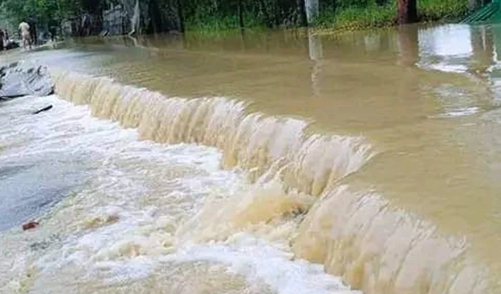 কক্সবাজারে বন্যার পানিতে ডুবে ২ শিশুর মৃত্যু