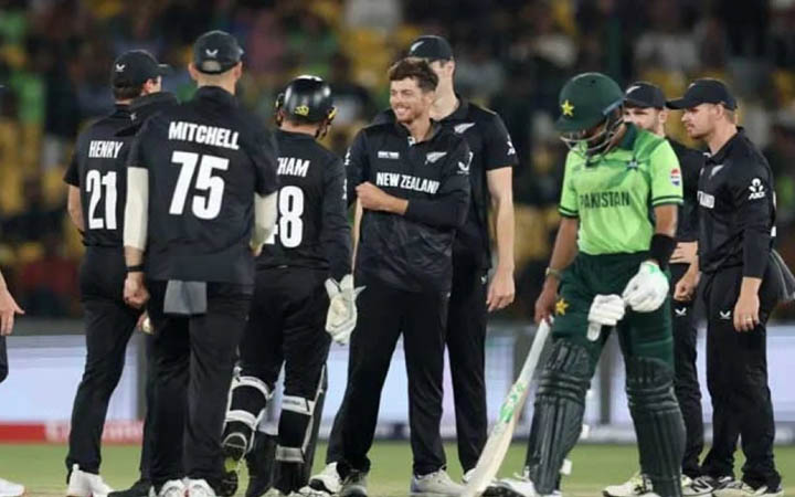 নিউজিল্যান্ডের কাছে হার দিয়ে চ্যাম্পিয়ন্স লিগ শুরু পাকিস্তানের