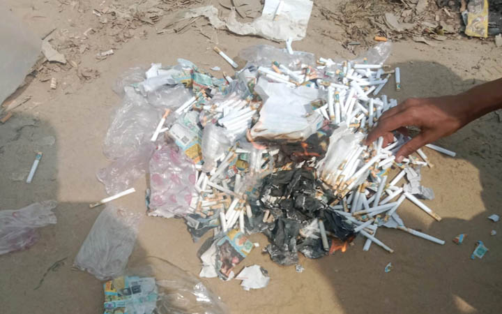 চট্রগ্রামের চান্দগাঁওয়ে নকল আকিজ বিড়ি জব্দ