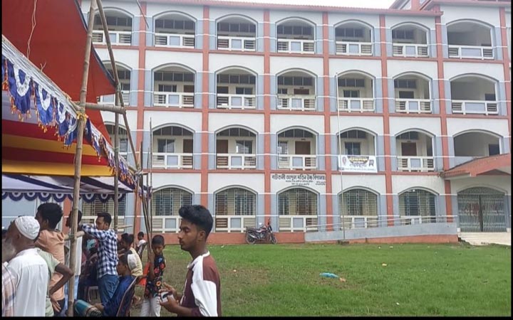 নাঙ্গলকোটে ১৫ শিক্ষাপ্রতিষ্ঠান বন্ধ রেখে বিএনপির সম্মেলন