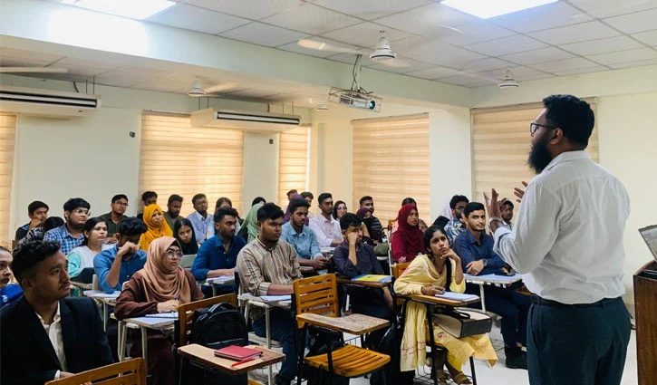 ডিআইইউতে অনুষ্ঠিত হলো `ক্যারিয়ার লঞ্চপ্যাড ১.০