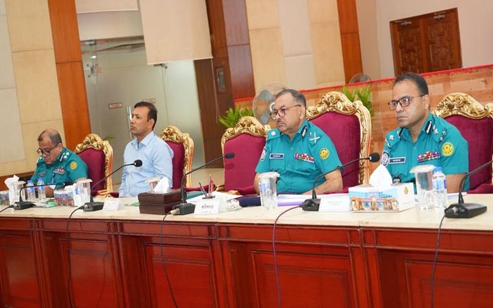 ডিএমপির জুলাই-২০২৫ মাসের মাসিক অপরাধ সভায় শ্রেষ্ঠ হলেন যারা