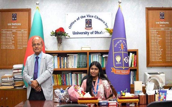 ঢাবি ভিসির প্রতীকী দায়িত্বে এইচএসসি পড়ুয়া শীতল