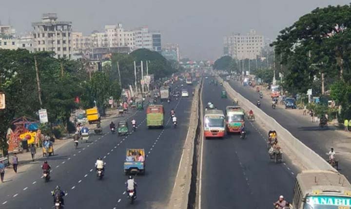 বায়ুদূষণে শীর্ষে লাহোর, ঢাকার বাতাসে স্বস্তির ছোঁয়া
