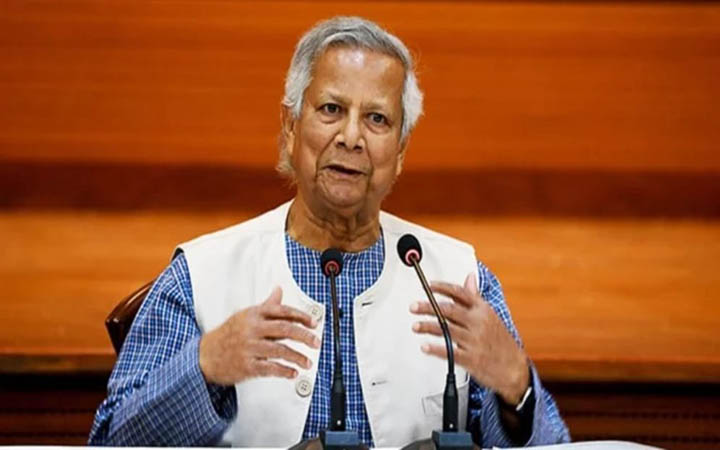 পিকিং বিশ্ববিদ্যালয়ে বক্তব্য দিচ্ছেন ড. মুহাম্মদ ইউনূস