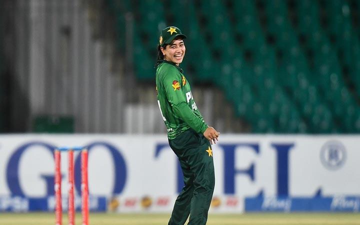 দ্রুততম ফিফটিতে ফাতিমা সানার বিশ্ব রেকর্ড