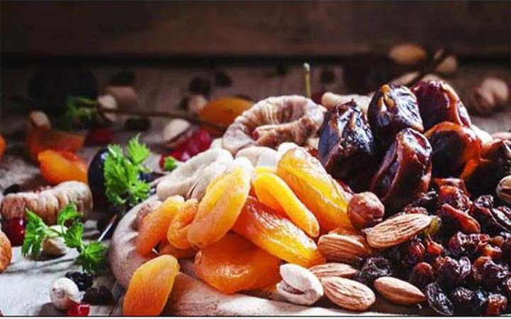 শীতে যেসব খাবারে থাকবেন উষ্ণ