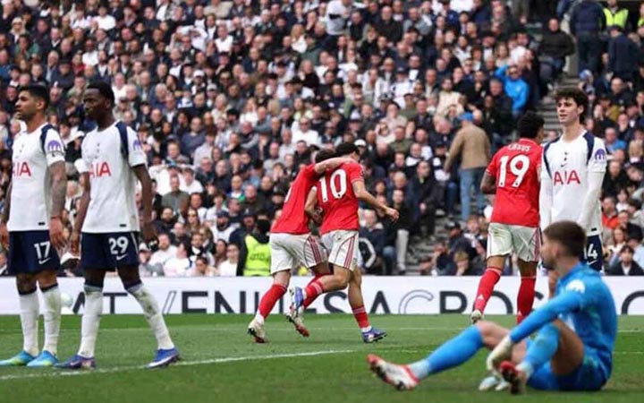 রেলিগেশন শঙ্কায় দিশেহারা টটেনহাম