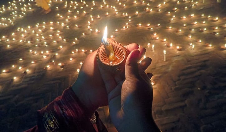 লাখো প্রদীপে আলোকিত গণ বিশ্ববিদ্যালয়