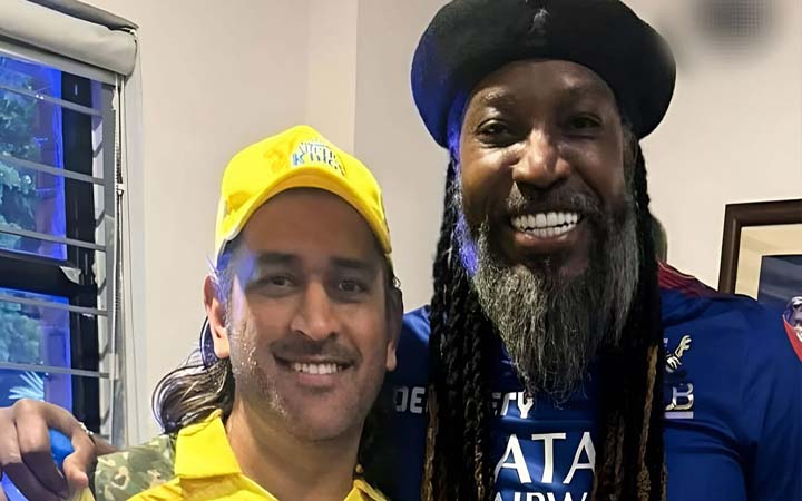 আইপিএলের স্বার্থেই ধোনিকে খেলানো উচিত : গেইল