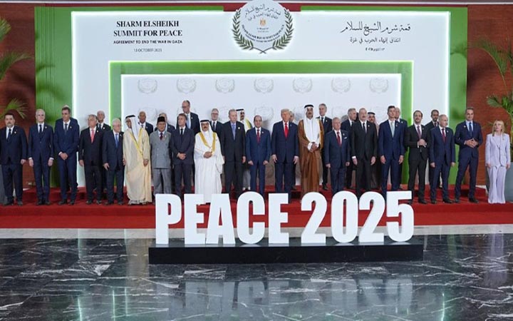 নেতানিয়াহু ছাড়াই বিশ্বের শীর্ষ নেতাদের উপস্থিতিতে গাজা শান্তিচুক্তি সই