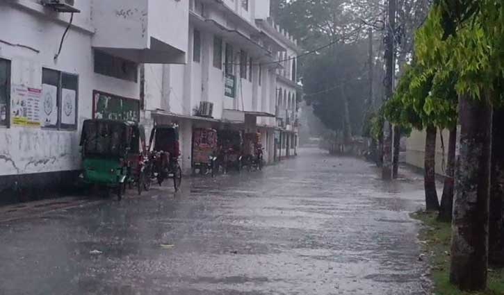 গোপালগঞ্জে মৌসুমের প্রথম বৃষ্টিপাত
