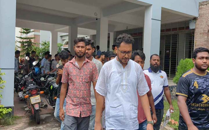 খুলনা সদর থানার সাবেক ওসি হাসান আল মামুন কারাগারে