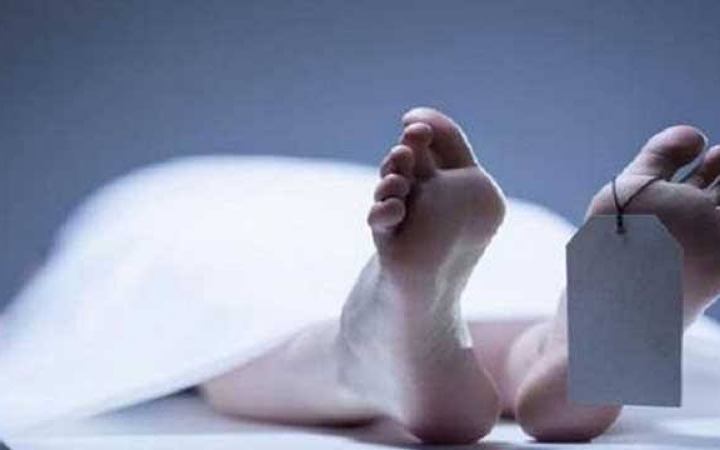 ময়মনসিংহে গর্তে মিলল তিনজনের মরদেহ